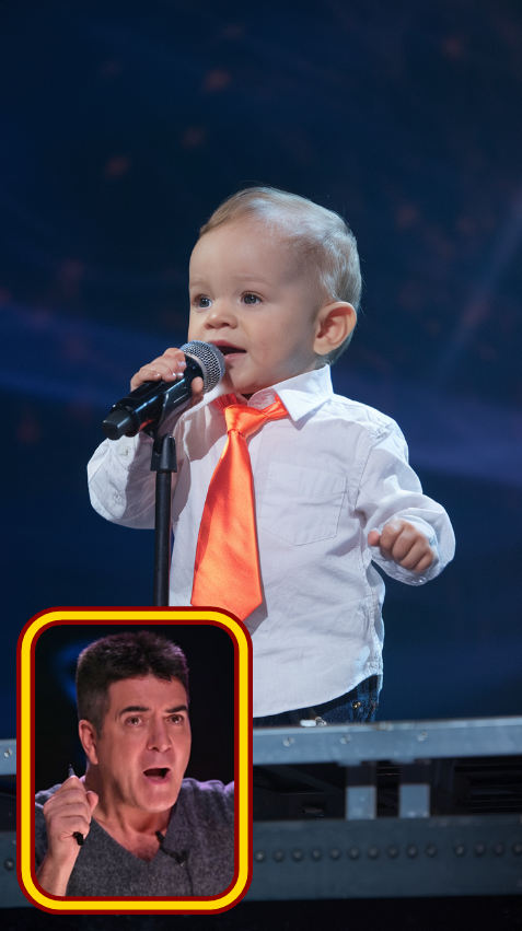 This is a rare miracle in history, The little boy is only 1 year old and sings so well on stage that the jury is moved to tears